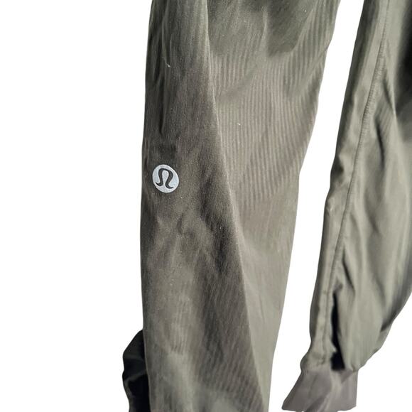 Lululemon Dance Studio Jogger Pull On Pants Olive Green Gym Athletic Size 4 - Picture 4 of 11